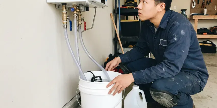 Tankless Water Heater Maintenance in Providence